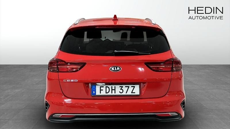 Begagnad Kia Ceed Sportswagon Advance 140 HK (102 kW) 2020 Svart Kombi