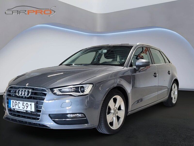 Grå Begagnad 2014 Audi A3 Sportback Ambition Halvkombi | 139 900 kr (Marknadspris) - Bild 1/4
