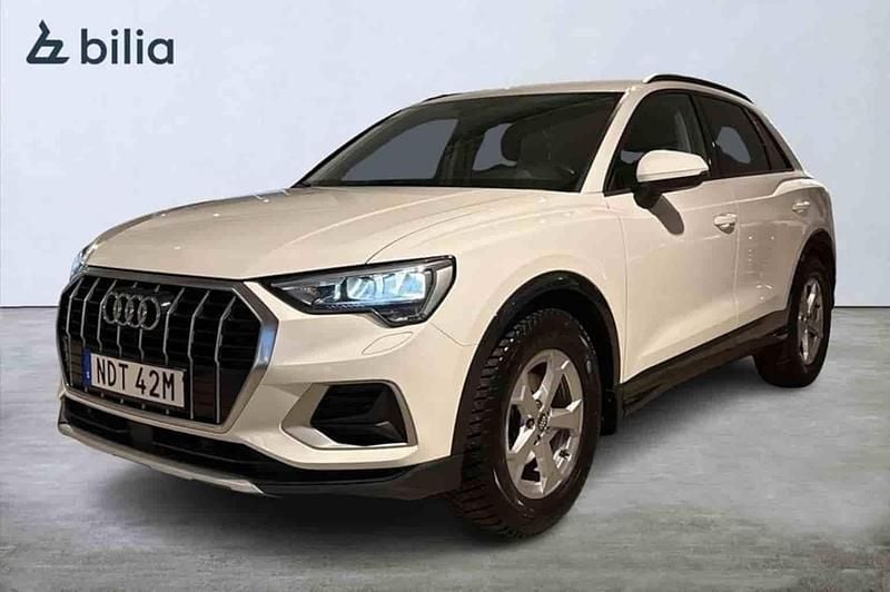 Vit Begagnad 2019 Audi Q3 SUV | 239 000 kr - Bild 1/1