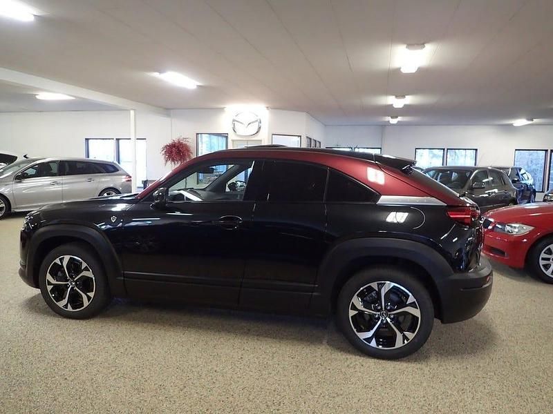 Begagnad Mazda MX30 Edition 75 HK (55 kW) 2023 Svart SUV