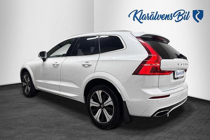 Begagnad Volvo XC60 R-Design 190 HK (139 kW) 2017 Vit SUV