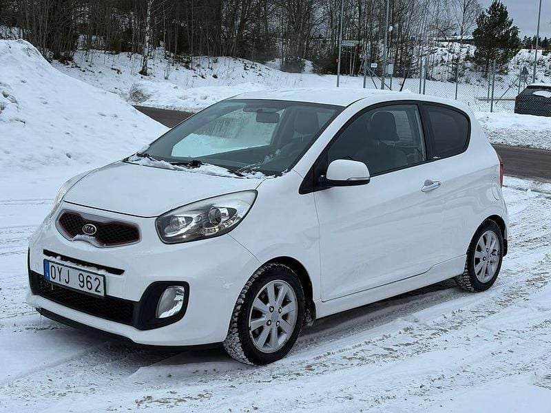 Vit Begagnad 2012 Kia Picanto Halvkombi | 45 000 kr (Bra pris) - Bild 1/4