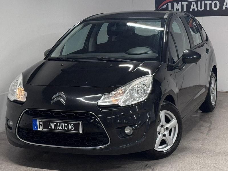 Svart Begagnad 2012 Citroën C3 Halvkombi | 54 900 kr (Marknadspris) - Bild 1/4