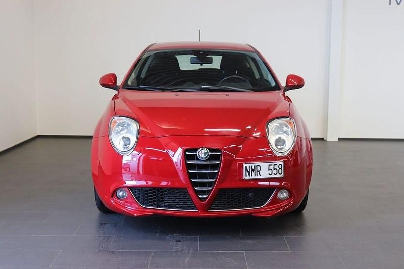 Begagnad Alfa Romeo MiTo Distinctive 135 HK (99 kW) 2013 Röd Halvkombi