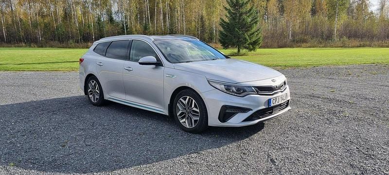 Grå Begagnad 2019 Kia Optima Hybrid Advance Sedan | 149 000 kr (Bra pris) - Bild 1/1