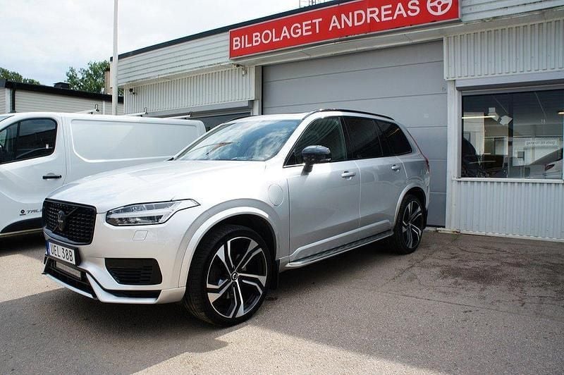Silver Begagnad 2021 Volvo XC90 R-Design SUV | 510 000 kr (Bra pris) - Bild 1/4
