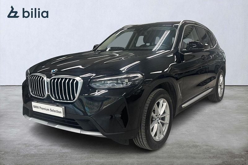 Svart Begagnad 2022 BMW X3 SUV | 409 900 kr (Superpris) - Bild 1/3