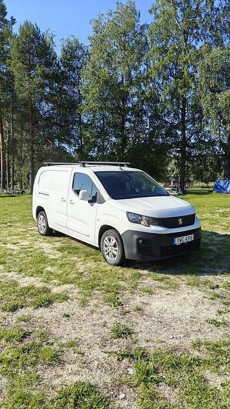 Begagnad 2018 Peugeot Partner Minibuss | 159 000 kr (Lite dyr) - Bild 1/4