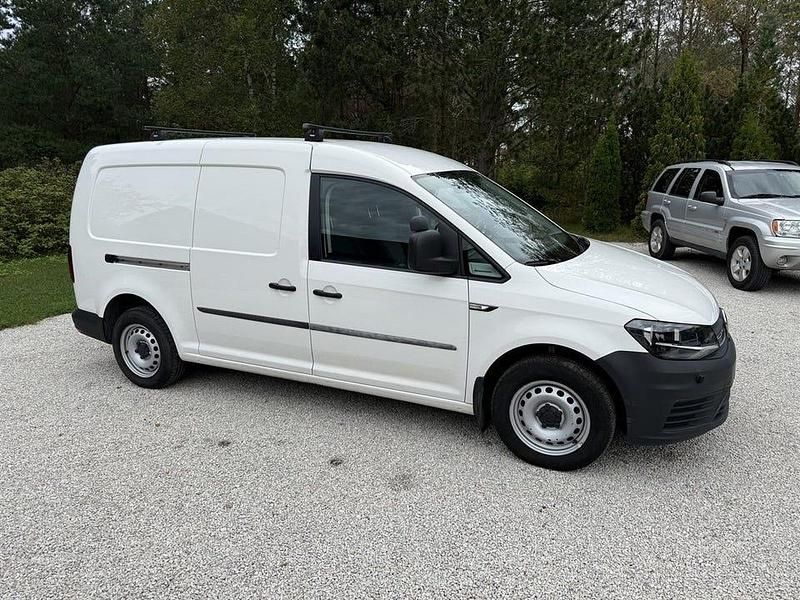 Vit Begagnad 2019 VW Caddy Maxi Minibuss | 179 900 kr (Marknadspris) - Bild 1/4
