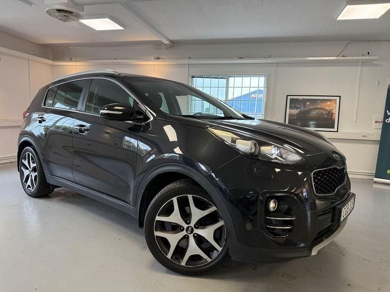 Svart Begagnad 2018 Kia Sportage Advance SUV | 159 000 kr (Marknadspris) - Bild 1/4