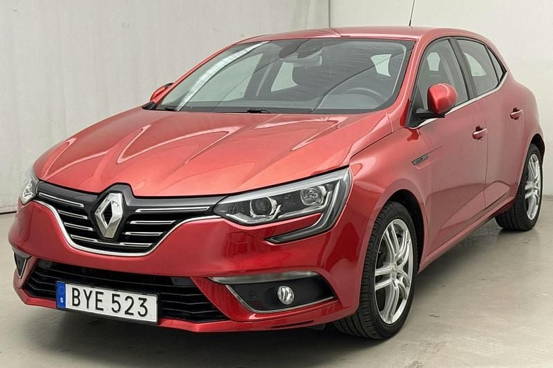 Röd Begagnad 2016 Renault Mégane III Zen | 104 800 kr - Bild 1/4