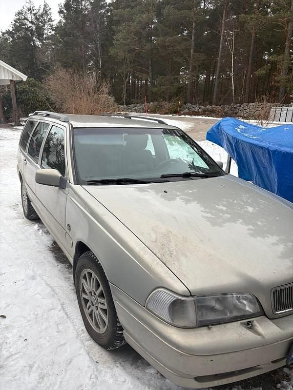 Begagnad Volvo V70 170 HK (125 kW) 2000 Kombi