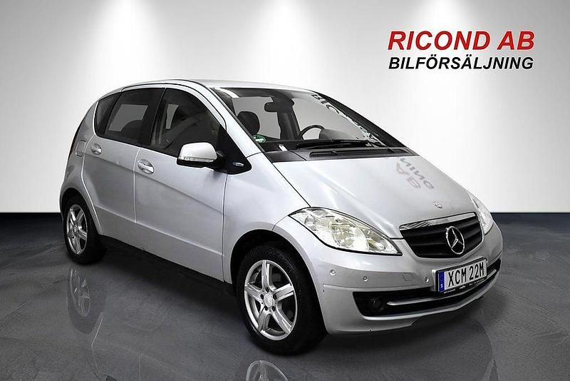 Silver Begagnad 2009 Mercedes A160 Halvkombi | 54 900 kr (Marknadspris) - Bild 1/4