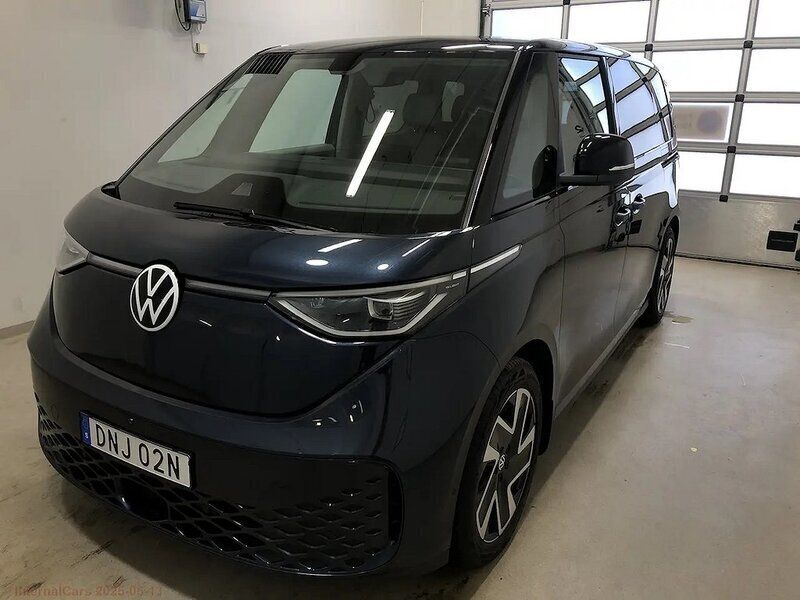 Mörkblå Begagnad 2023 VW ID. Buzz Pro Van | 524 900 kr (Marknadspris) - Bild 1/4