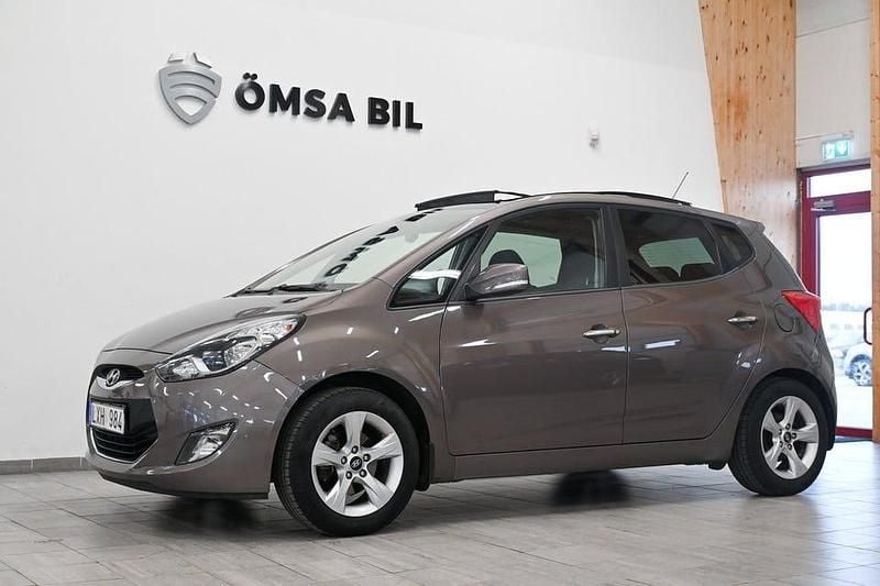 Ljusbrun Begagnad 2011 Hyundai ix20 Halvkombi | 49 800 kr (Marknadspris) - Bild 1/4