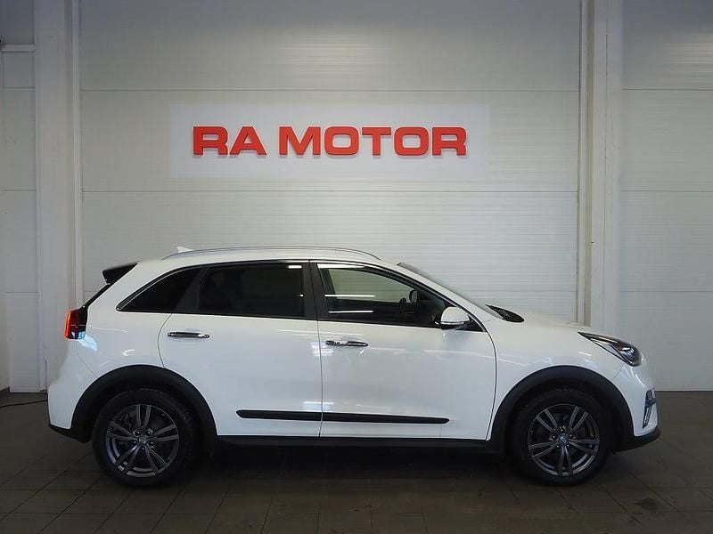Begagnad Kia e-Niro Advance 150 kW (204 HK) 2019 Vit SUV