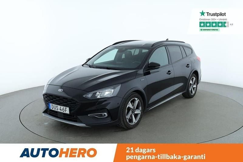 Svart Begagnad 2019 Ford Focus Active Kombi | 200 000 kr (Marknadspris) - Bild 1/4