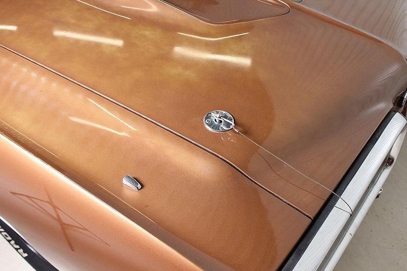 Begagnad Dodge Coronet 381 HK (280 kW) 1970 Flerfärgad Sportkupé