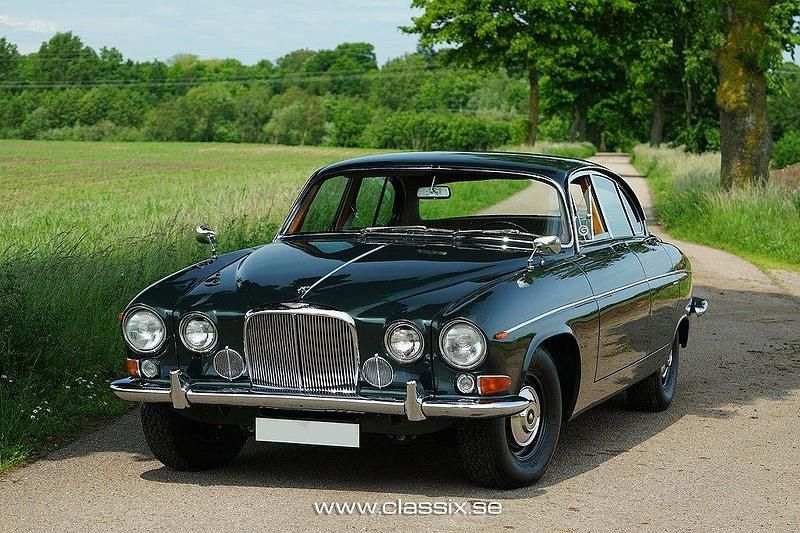 Begagnad Jaguar 420 199 HK (146 kW) 1970 Grön Sedan