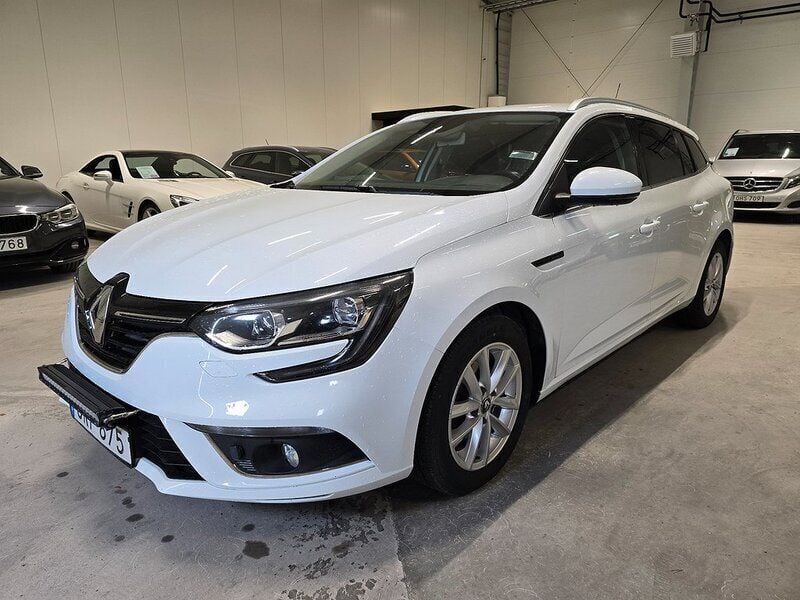 Vit Begagnad 2016 Renault Mégane GrandTour Kombi | 119 500 kr (Lite dyr) - Bild 1/4