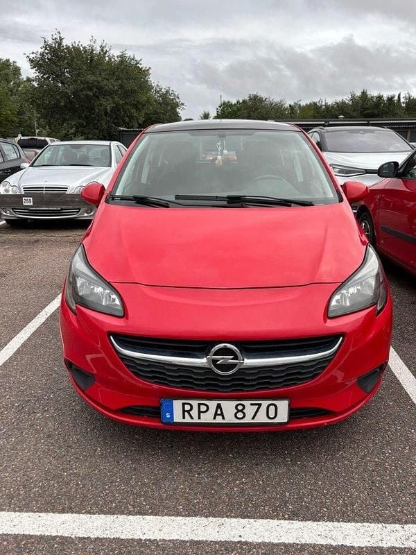 Röd Begagnad 2016 Opel Corsa Enjoy Halvkombi | 76 900 kr (Marknadspris) - Bild 1/4