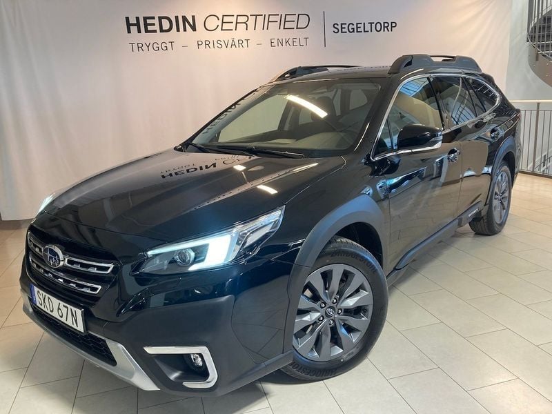 Svart Begagnad 2023 Subaru Outback SUV | 364 900 kr (Bra pris) - Bild 1/4