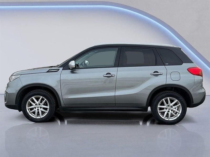 Begagnad Suzuki Vitara 140 HK (102 kW) 2016 Mörkgrå SUV