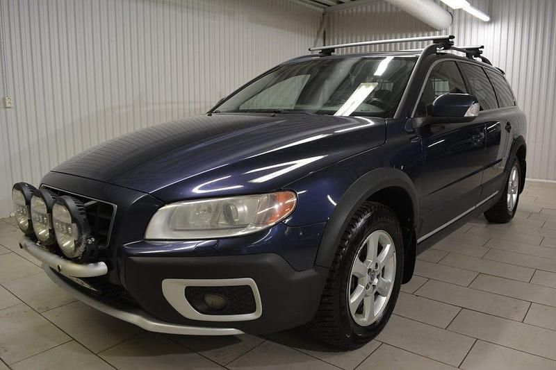 Blå Begagnad 2010 Volvo XC70 Summum | 74 000 kr (Marknadspris) - Bild 1/3