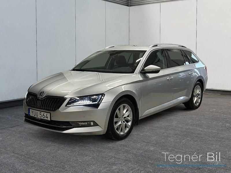 Begagnad Skoda Superb Business Line 150 HK (110 kW) 2019 Silver Kombi