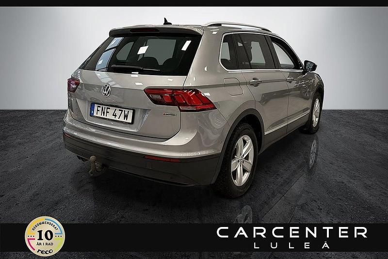Begagnad VW Tiguan 190 HK (139 kW) 2020 Silver SUV