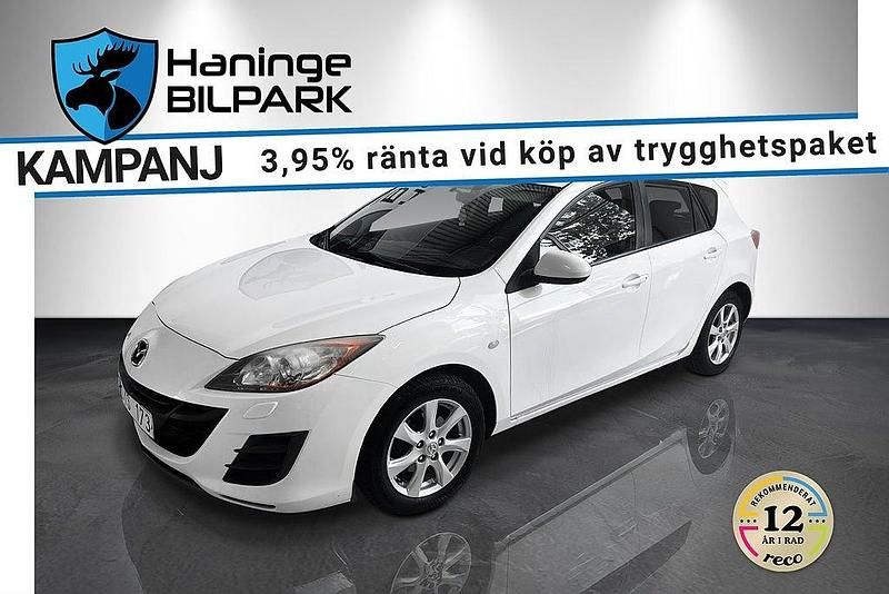 Vit Begagnad 2010 Mazda 3 Inclusive Halvkombi | 59 995 kr (Marknadspris) - Bild 1/2