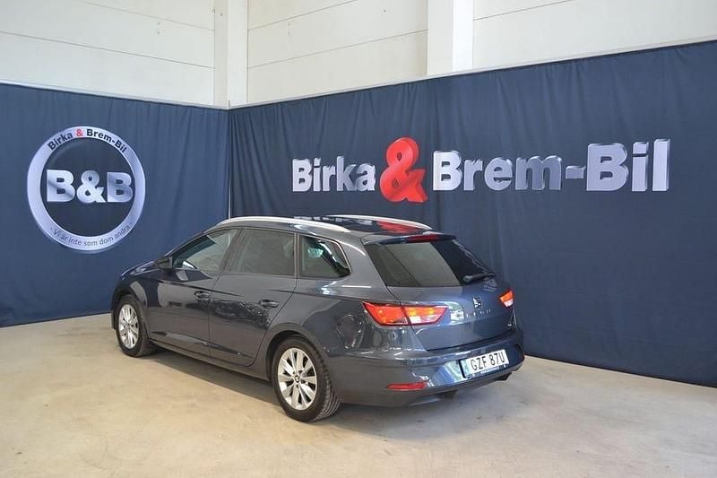 Begagnad Seat Leon ST Style 116 HK (85 kW) 2019 Mörkgrå (grå) Kombi