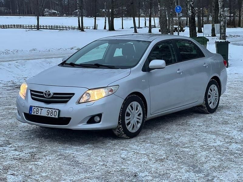 Begagnad Toyota Corolla 129 HK (94 kW) 2007