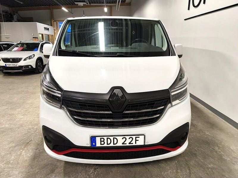 Begagnad Renault Trafic 170 HK (125 kW) 2021 Vit Minibuss
