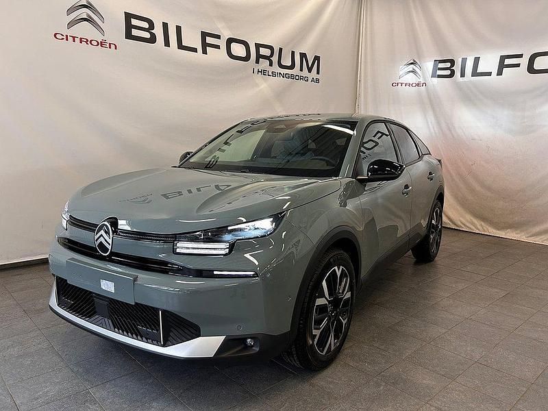 Grön (grön manhattan) Begagnad 2025 Citroën C4 Halvkombi | 279 900 kr (Marknadspris) - Bild 1/4