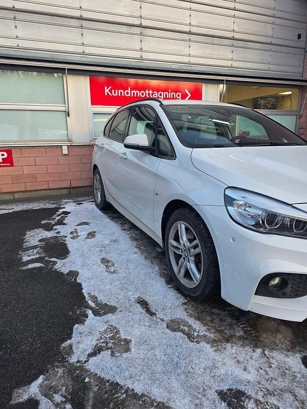 Begagnad BMW 225 Active Tourer M Sport 224 HK (164 kW) 2018 Minibuss