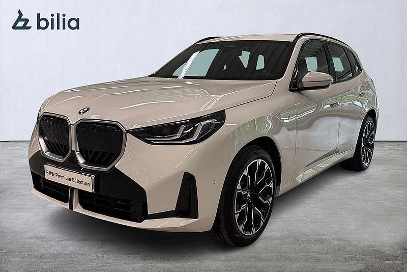 Vit Begagnad 2025 BMW X3 Comfort Edition SUV | 619 900 kr - Bild 1/4
