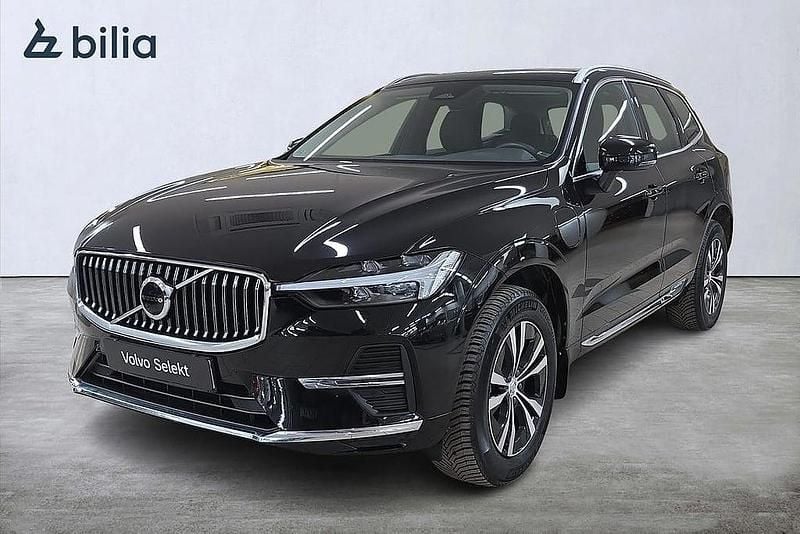 Begagnad Volvo XC60 Core 355 HK (261 kW) 2022 Svart SUV