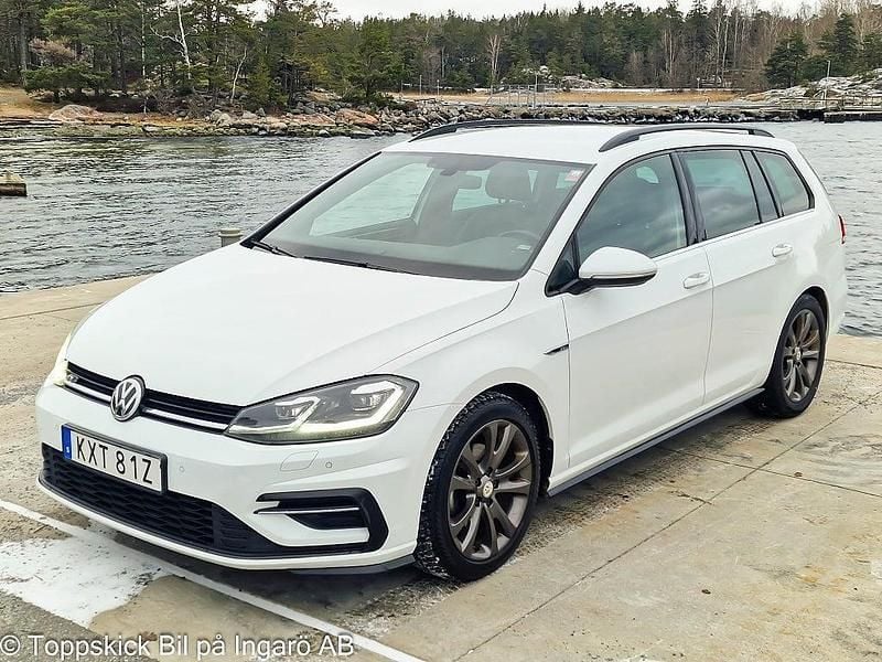 Vit Begagnad 2019 VW Golf VIII R-line Kombi | 239 000 kr (Lite dyr) - Bild 1/4