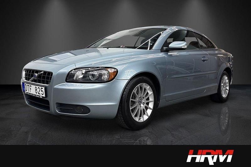 Ljusblå Begagnad 2006 Volvo C70 Cab | 89 900 kr (Marknadspris) - Bild 1/4