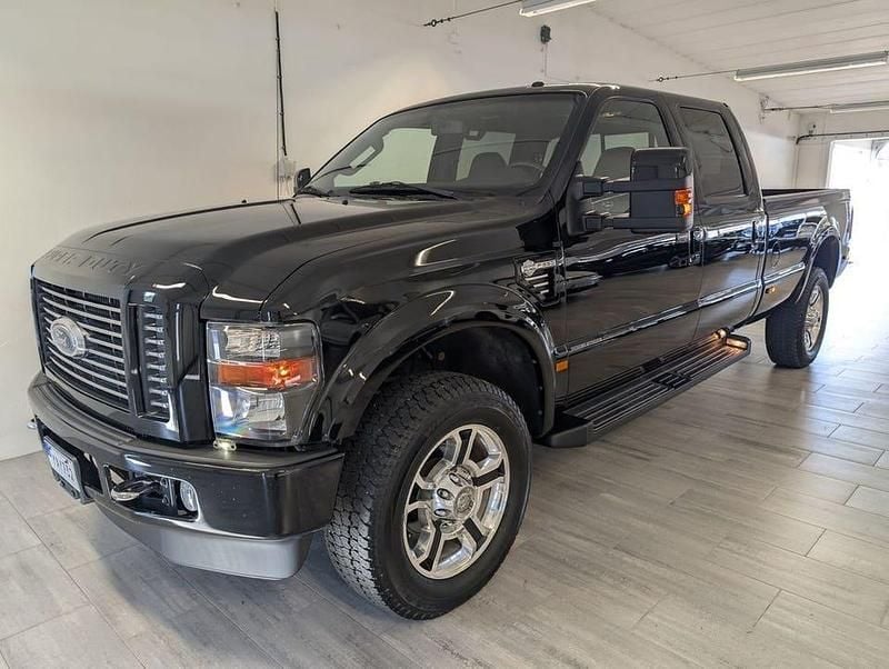 Begagnad Ford F350 359 HK (264 kW) 2010 Svart