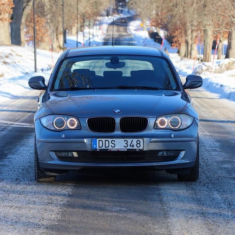 Begagnad BMW 118 143 HK (105 kW) 2011 Halvkombi