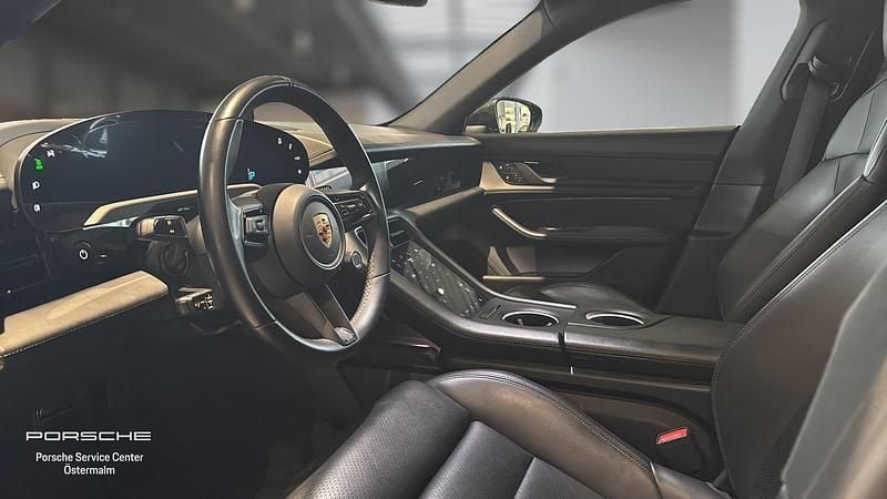 Begagnad Porsche Taycan 4S Cross Turismo 439 kW (598 HK) 2023 Grå Sedan