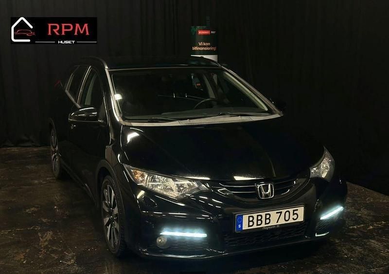 Svart Begagnad 2014 Honda Civic Sport Kombi | 99 000 kr (Marknadspris) - Bild 1/4