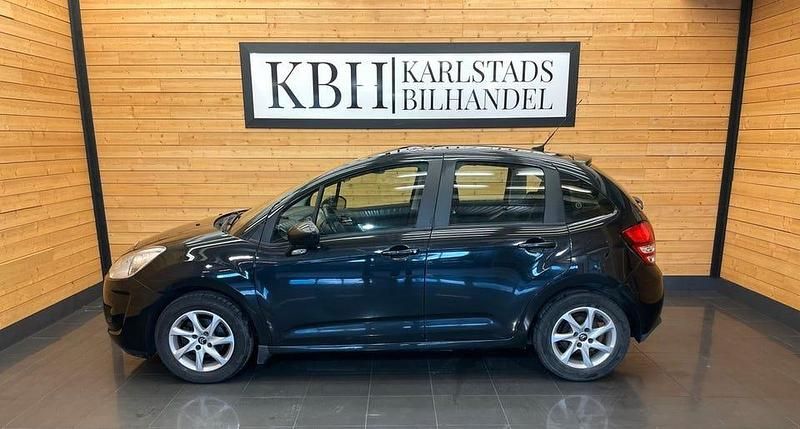Svart Begagnad 2010 Citroën C3 Halvkombi | 24 900 kr (Marknadspris) - Bild 1/4