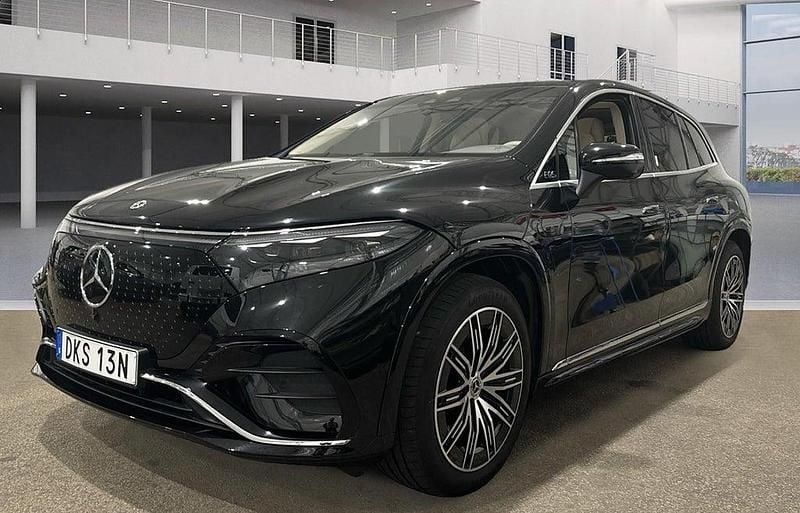 Svart Begagnad 2024 Mercedes EQE350 Advanced Plus SUV | 729 000 kr (Superpris) - Bild 1/4