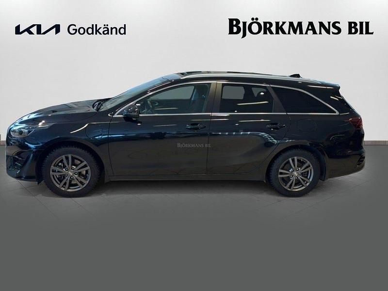 Begagnad Kia Ceed Sportswagon 105 HK (77 kW) 2023 Svart Kombi