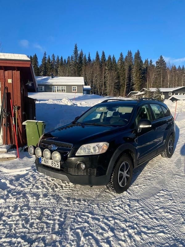 Begagnad Chevrolet Captiva 230 HK (169 kW) 2007 SUV