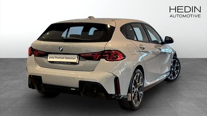 Begagnad BMW 120 M Sport 170 HK (125 kW) 2025 Halvkombi