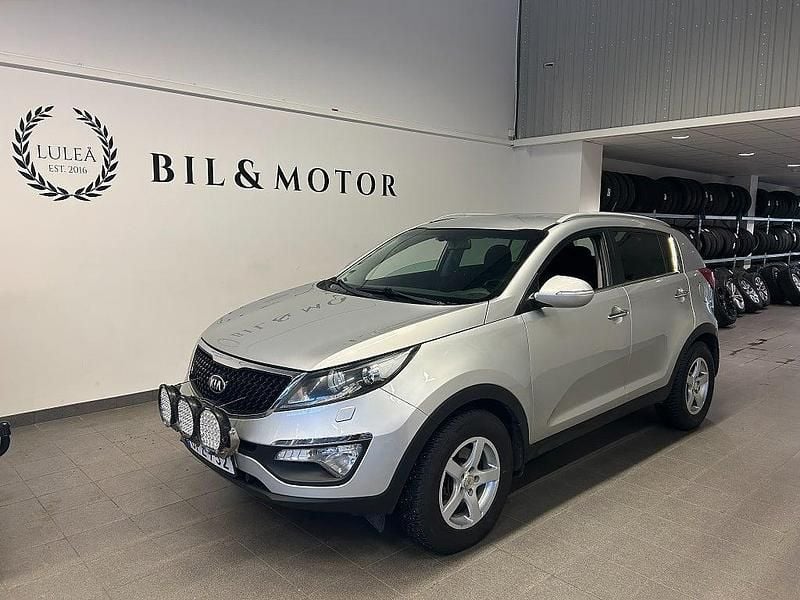 Grå Begagnad 2014 Kia Sportage SUV | 109 900 kr (Marknadspris) - Bild 1/4